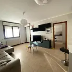 Duo Living, Spacious Comfortable 5 Minutes From Lancetti Apartment Mailand