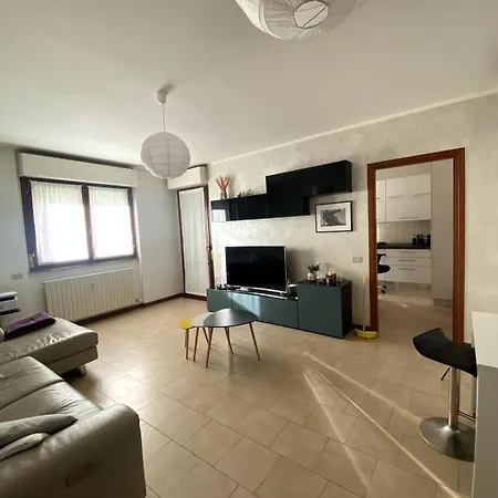 Duo Living, Spacious Comfortable 5 Minutes From Lancetti דירה מילאנו