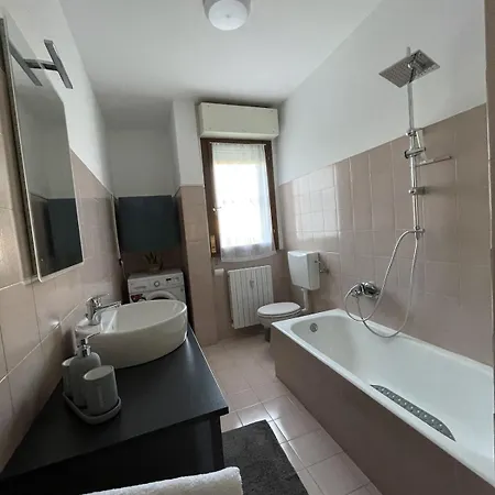 דירה Duo Living, Spacious Comfortable 5 Minutes From Lancetti